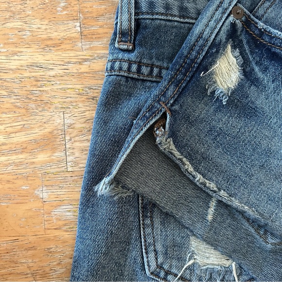 Free People, multi-button fly, denim shorts - Size 24 - Picture 5 of 5